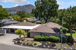 334 TWIN LAKES DR, SANTA ROSA, CA
