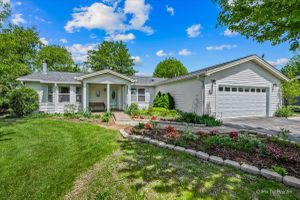 14 DEVONSHIRE CT, GRAYSLAKE, IL