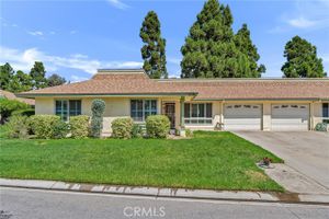6118 VILLAGE 6, CAMARILLO, CA
