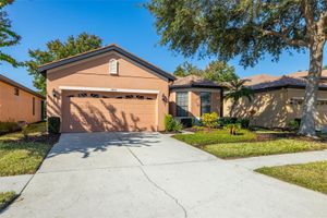 5808 HIDDEN FALLS LN, APOLLO BEACH, FL