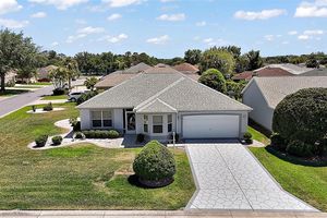 1902 DEL NORTE DR, LADY LAKE, FL