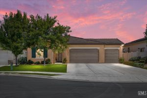 9714 NAPLES PL, BAKERSFIELD, CA