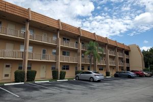 6550 ROYAL PALM BLVD APT 112A, MARGATE, FL