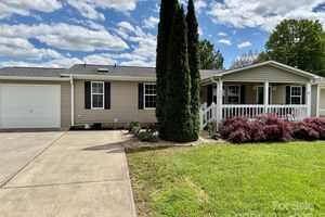 440 RIVERWIND DR, HENDERSONVILLE, NC