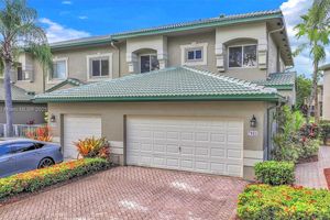 7921 EXETER BLVD 202, TAMARAC, FL