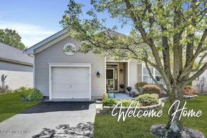 4 LILAC SPRINGS CT, LAKEWOOD, NJ