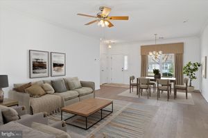 136 W REYNARD LN, GLEN MILLS, PA