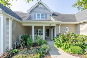 18 KENNSINGTON CT -, RIVERHEAD, NY