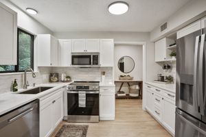 1034 HERITAGE VLG B, SOUTHBURY, CT