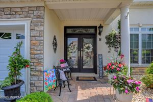 8 CRAWFORD RD, MANALAPAN, NJ