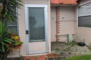 123 SEVILLE E # 123, DELRAY BEACH, FL