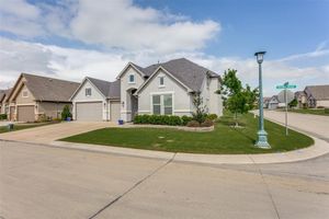 8813 BASANITE AVE, DENTON, TX