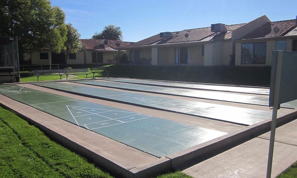4 Shuffleboard Courts