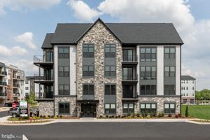 23651 HAVELOCK WALK TER # 2O7, ASHBURN, VA