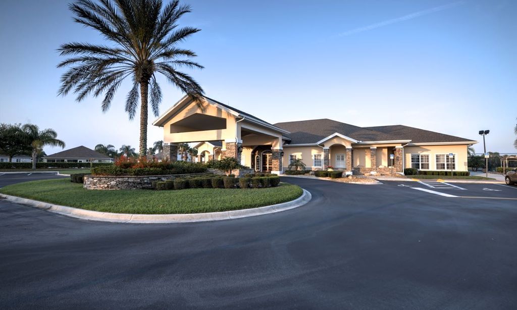 Club Grand Isle - 6,200 Sq. Ft.