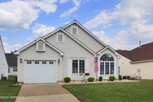 39 DOWING LN, JACKSON, NJ