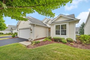 1726 VANTAGE DR, SHOREWOOD, IL