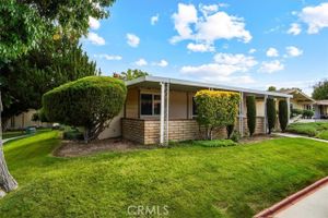 26760 WHISPERING LEAVES DR, NEWHALL, CA