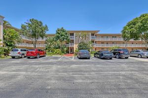 2687 GARDEN DR 205, LAKE WORTH, FL