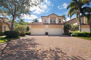 8653 CHAMPIONS PT 1303, NAPLES, FL