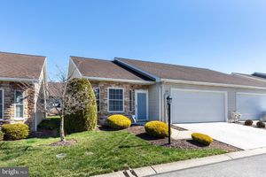 408 PARKVIEW LN # 33, HANOVER, PA