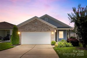 6172 RAVEN ROCK DR, DENVER, NC