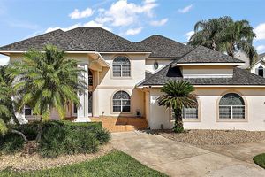 1861 EDGEWATER DR, MOUNT DORA, FL