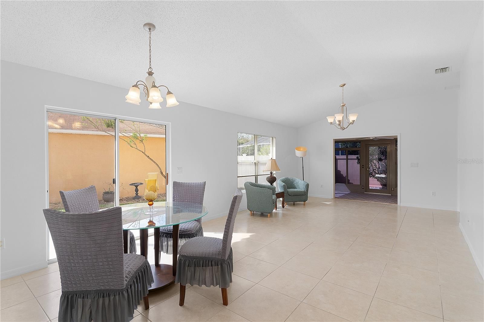 image of property at 2744 GRESHAM AVENUE