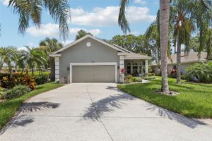 2512 BAYWATER RD, TAVARES, FL