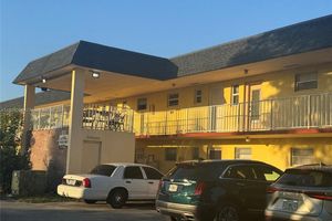 19305 NE 2ND AVE 2324, MIAMI, FL
