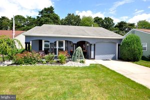 20 BUXTON CT, SOUTHAMPTON, NJ