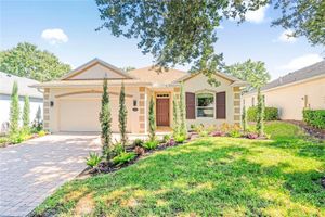 123 AVENHAM DR, DELAND, FL
