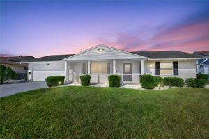 611 FOX HILLS DR, SUN CITY CENTER, FL
