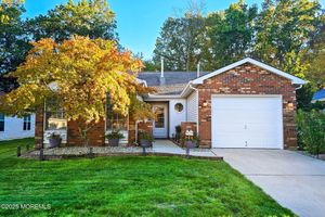 1392 GLENIFFER HILL RD, TOMS RIVER, NJ