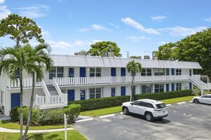 2929 SE OCEAN BLVD # 1-9, STUART, FL