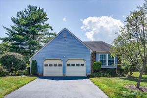 20 JOHN HANCOCK DR, MONROE, NJ