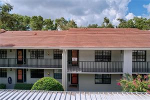 2020 LAKEVIEW DR APT 203, CLEARWATER, FL