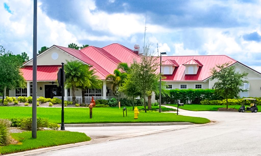 River Hall Country Club