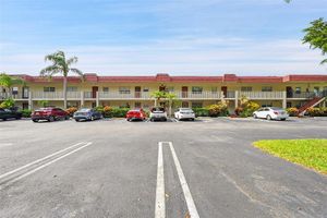 23 ABBEY LN 202, DELRAY BEACH, FL