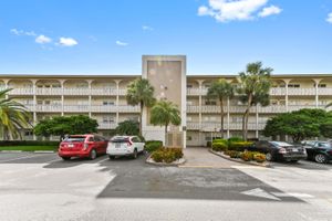 2201 LUCAYA BND L4, COCONUT CREEK, FL