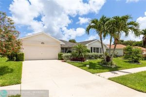 10821 GREENTRAIL DR, BOYNTON BEACH, FL