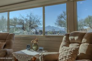 331 N CALLE DE LAS BANDEROLAS, GREEN VALLEY, AZ