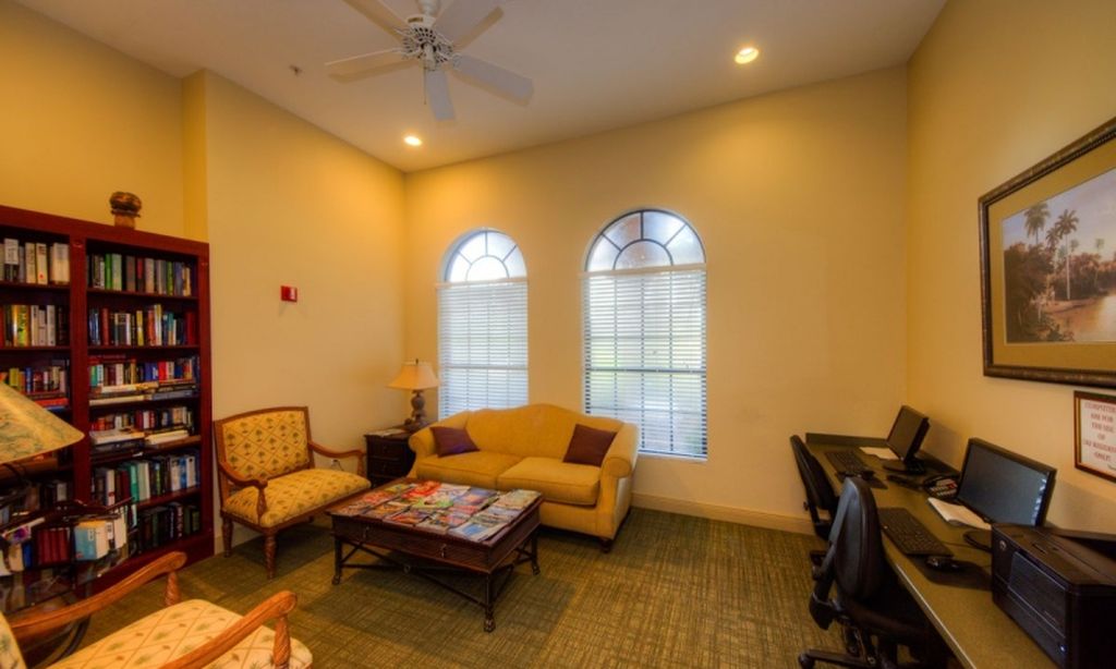 Library & Computer Stations