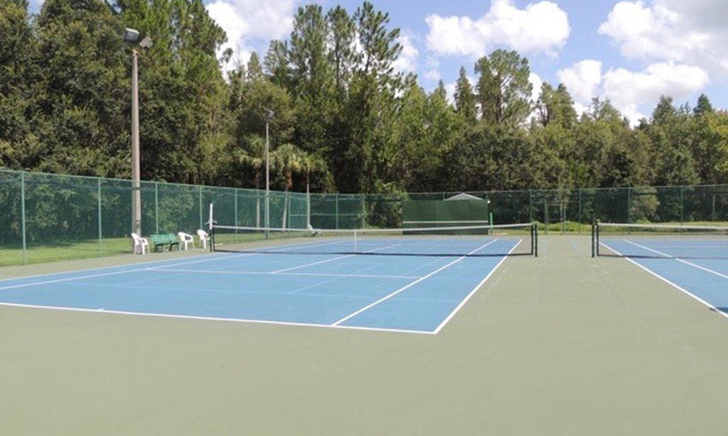 2 Tennis Courts
