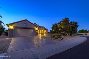 15702 W LINKSVIEW DR, SURPRISE, AZ