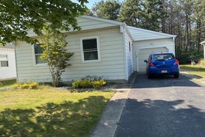 14 PORTSMOUTH DR, TOMS RIVER, NJ