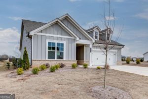 164 OAKDALE RD # 33, JEFFERSON, GA