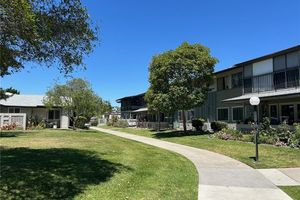 13330 DEL MONTE DR APT 10R, SEAL BEACH, CA