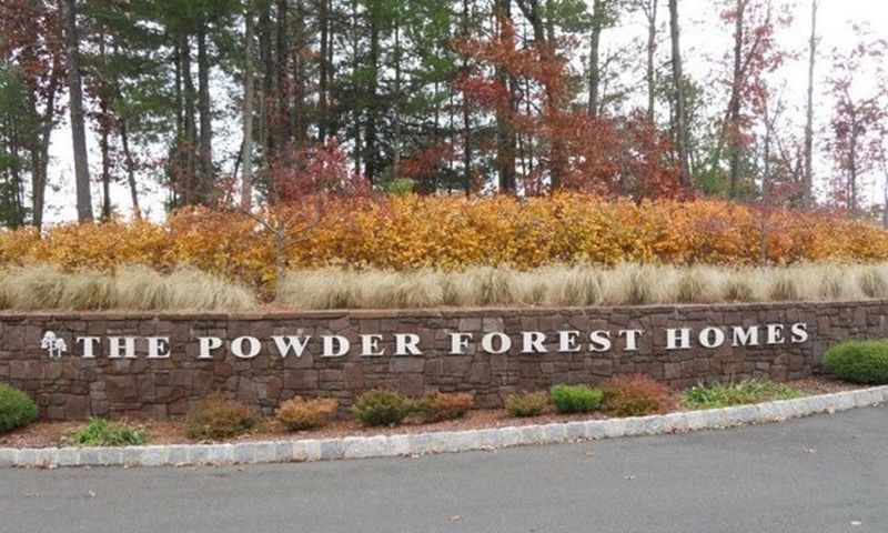 The Powder Forest Homes - Simsbury, CT