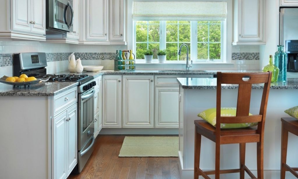 Kitchens with Stainless Steel Appliances